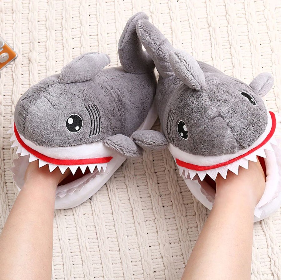 Fashion Minitopia | Shark Slippers