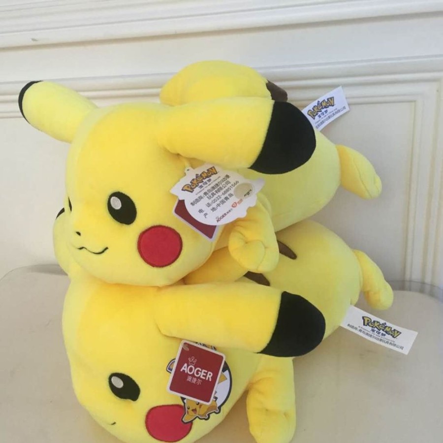 Anime Minitopia | Pikachu Lying Down Cushion 13"