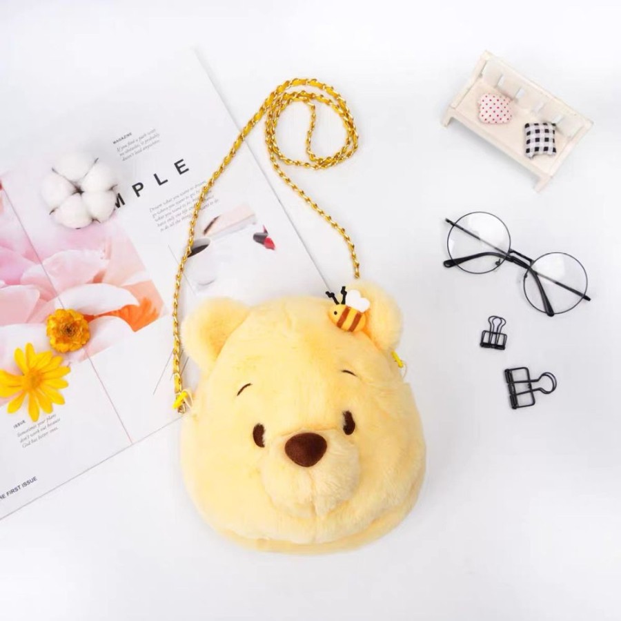 Popculture Disney | Winnie The Pooh - Pooh Plush Crossbody Chain Bag